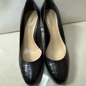Ann Taylor Black Heels Elegant Design